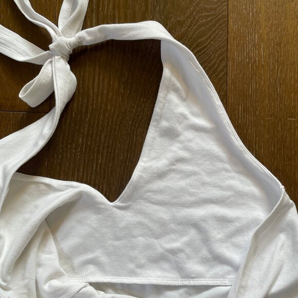Hollister NWT White V-Neck Halter Top Size M - Picture 5 of 6